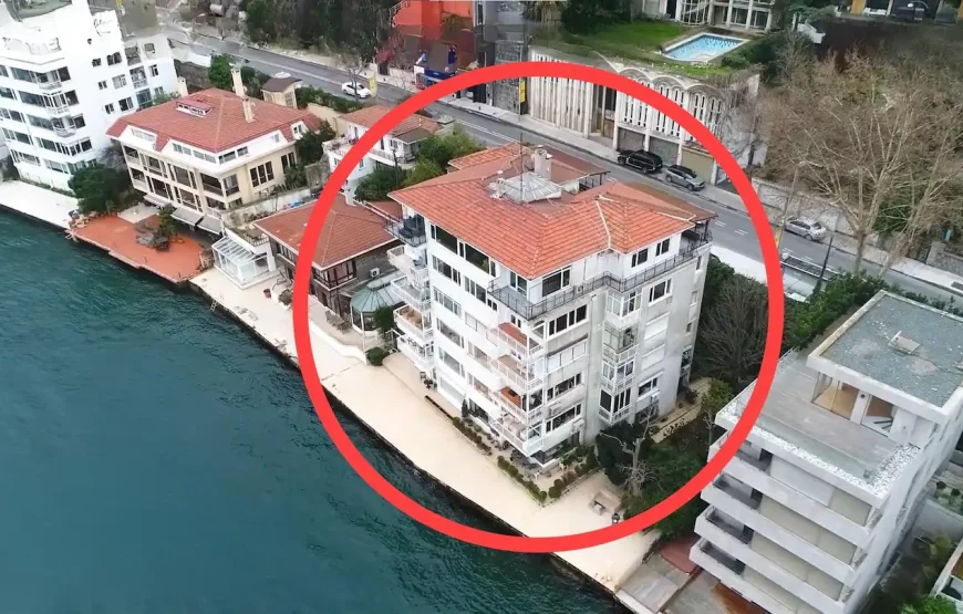 Bosphorus Haven: Exquisite Waterfront Living
